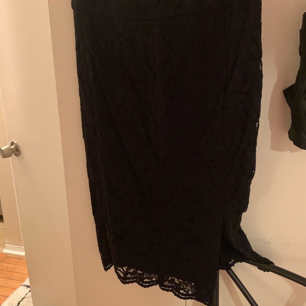 pencil lace express skirt